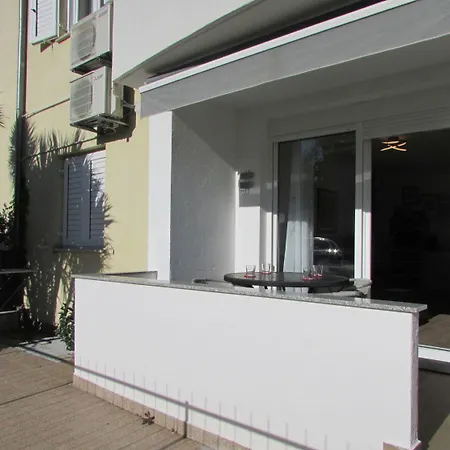 Charmantes Nur 300 Meter Zum Mit Wifi, Klima, Privatparkplatz *